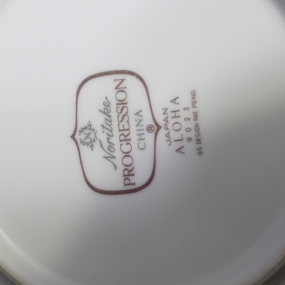 Noritake PROGRESSION ALOHA JAPAN 5 PIECE SETTING DINNER FOR 1 - Picture 3 of 7